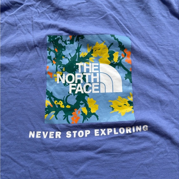 The North Face Shirt Womens XL Lilac Floral Graphic Tee Never Stop Exploring - Picture 7 of 11